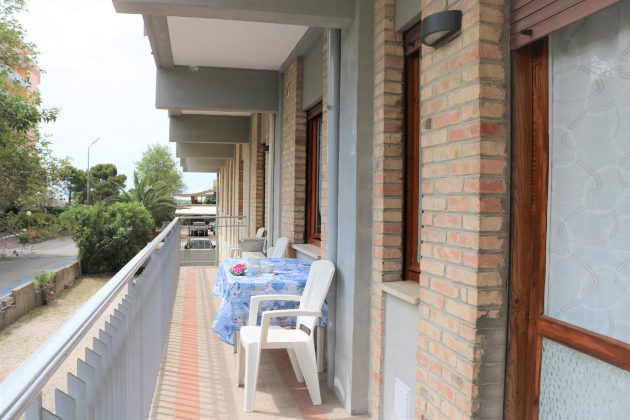 Ca' Laurana Apartment Bibione Exterior photo
